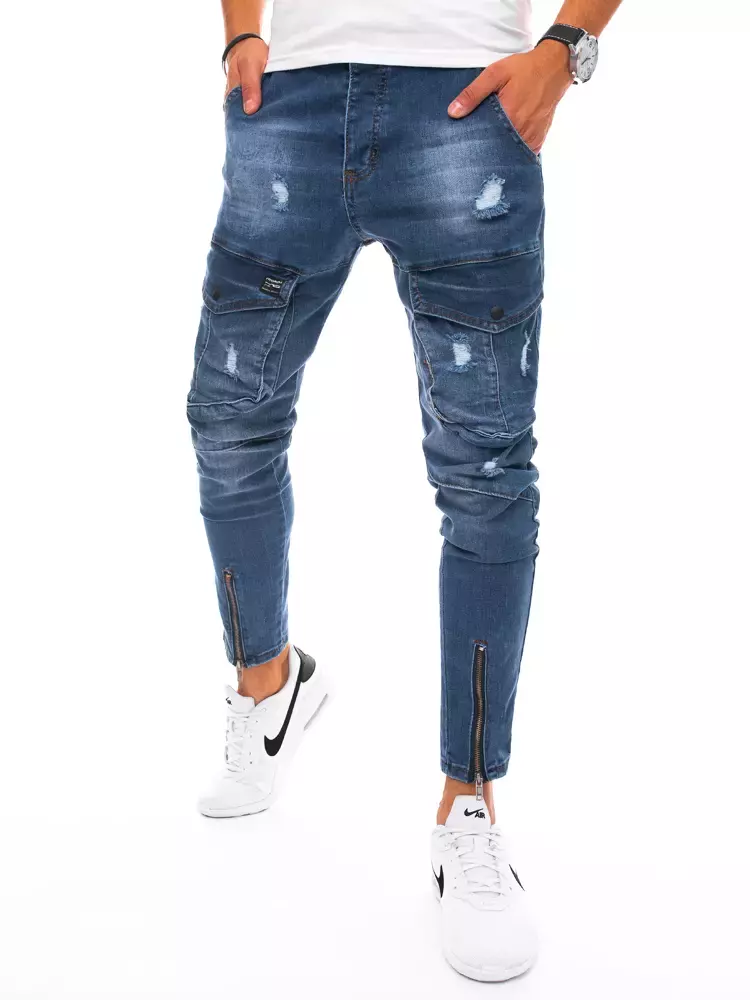 Pánske trendové džínsy s vreckami.