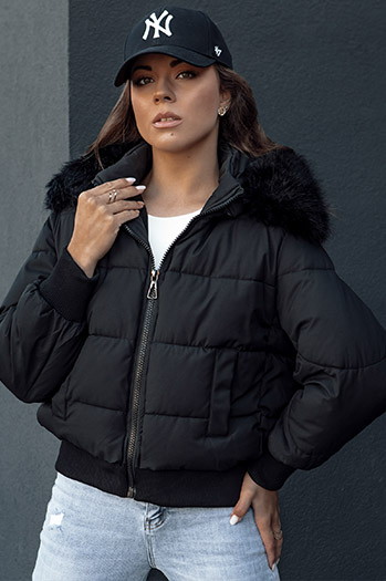 Kurtka zimowa damska pikowana z futerkiem COLDPACK czarny Dstreet TY4430