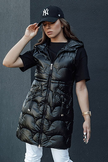 Kamizelka pikowana damska z kapturem długa CHARMVEST czarna Dstreet TY4436