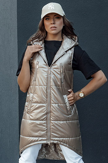 Kamizelka damska pikowana z kapturem długa MERIS kamelowa Dstreet TY4451