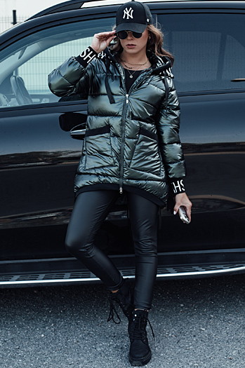 Kurtka przejściowa damska pikowana z kapturem FASHION CHIC zielona Dstreet TY4580