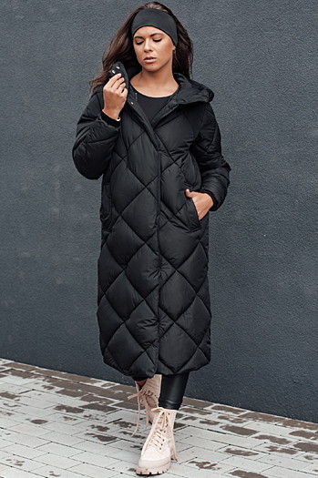 Kurtka zimowa damska pikowana z kapturem FEMACOAT czarna Dstreet TY4593
