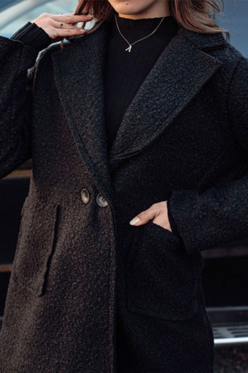 Płaszcz damski oversize BARALITE długi typu baranek czarny Dstreet NY0709