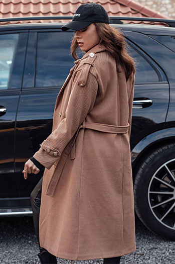 Płaszcz damski oversize GALLERIA długi wiązany w pasie kamelowy Dstreet NY0735