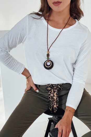 Bluzka damska one size MINIMODA z wisiorkiem biała Dstreet RY2679