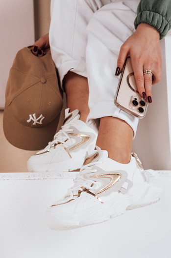 Sneakersy damskie SPARKGLAM białe Dstreet ZY0635