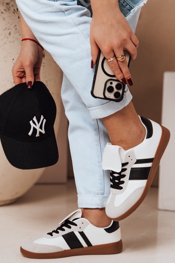 Sportowe sneakersy damskie SNIKAR białe Dstreet ZY0644