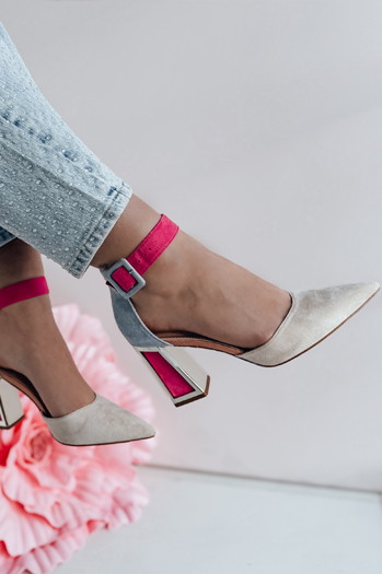 Czółenka damskie na wysoki słupku ELEHILL beżowe Dstreet ZY0722