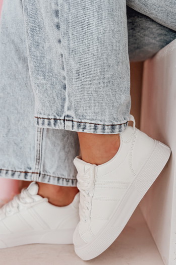 Sportowe sneakersy damskie SNEAKI białe Dstreet ZY0825