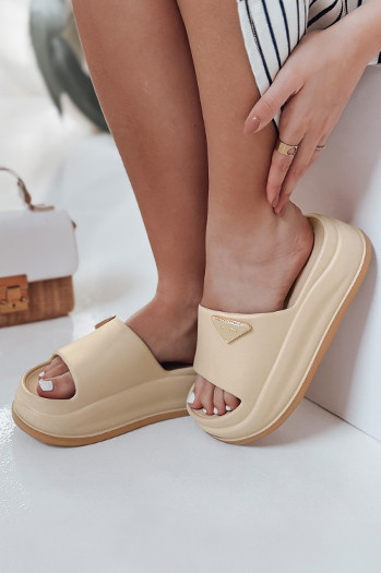 Klapki damskie na platformie SUN STEPS khaki Dstreet ZY0847