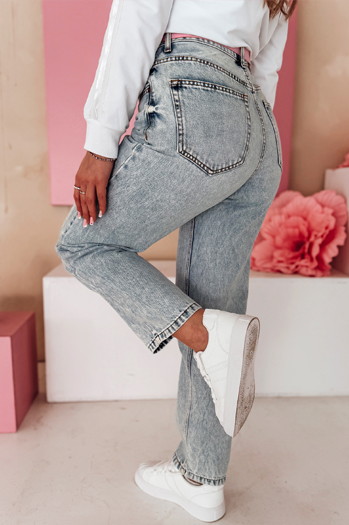 Spodnie damskie jeansowe mom fit MERTINE niebieskie Dstreet UY2503