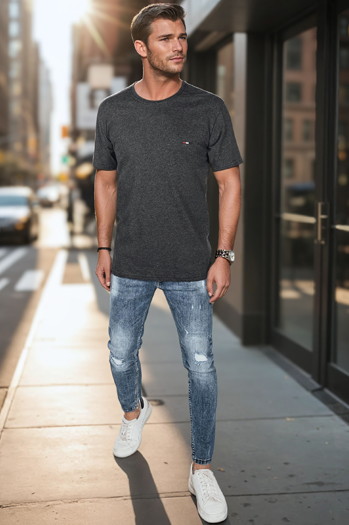 T-shirt męski z haftem ciemnoszary Dstreet RX5634