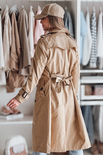 Płaszcz damski długi z paskiem SLIMFOTA kamelowy Dstreet NY0746