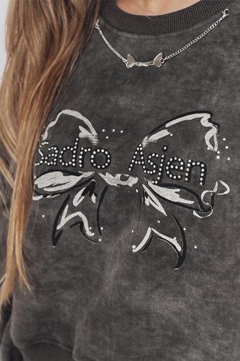 Bluza damska krótka oversize z motywem tie-dye DENVIS grafitowa Dstreet BY1422