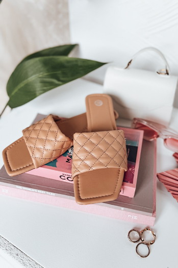 Klapki damskie SATELIVA beżowe Dstreet ZY0972