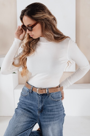 Damski sweter półgolf TARLENA biały Dstreet MY2485