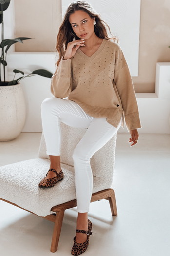 amski sweter z dekoltem V VERALIA kamelowy Dstreet MY2518