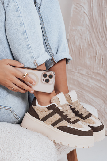 Sneakersy damskie z futerkiem na platformie brązowe Dstreet ZY1082
