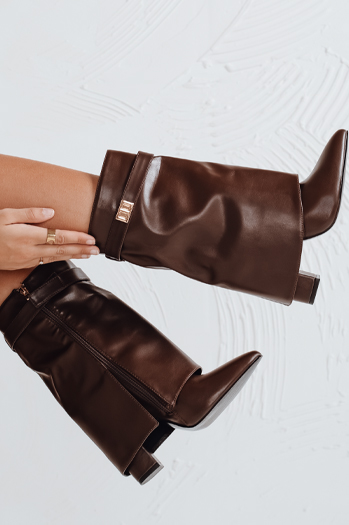 Botki damskie na słupku z szeroką cholewką brązowe Dstreet ZY1117