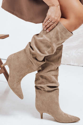 Kozaki damskie z marszczoną cholewką zamszowe beżowe Dstreet ZY1123