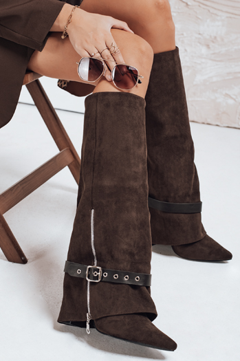 Kozaki damskie zamszowe na słupku brązowe Dstreet ZY1131