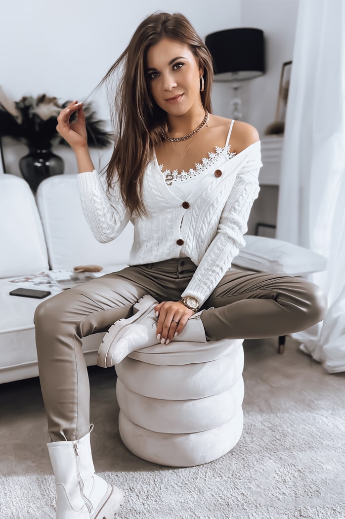 Sweter damski RIGLA ecru Dstreet MY1634