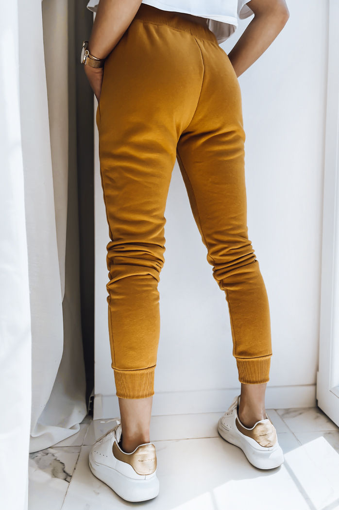 Spodnie damskie dresowe FITS kamelowe Dstreet UY0552z
