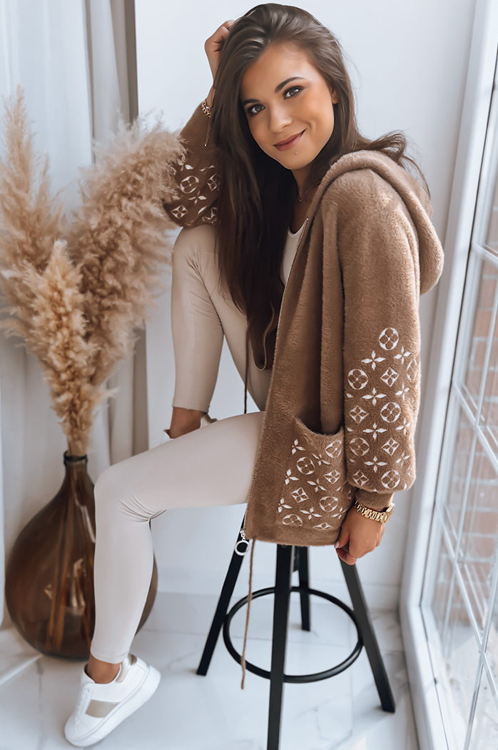 Kurtka damska alpaka z kapturem WINONA kamelowa Dstreet NY0612