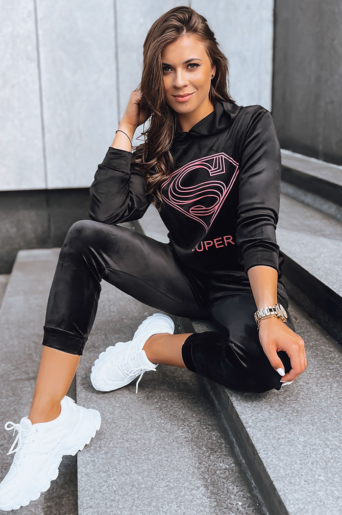 Czarne dresy welurowe damskie Vogue Velour Dstreet AY0876