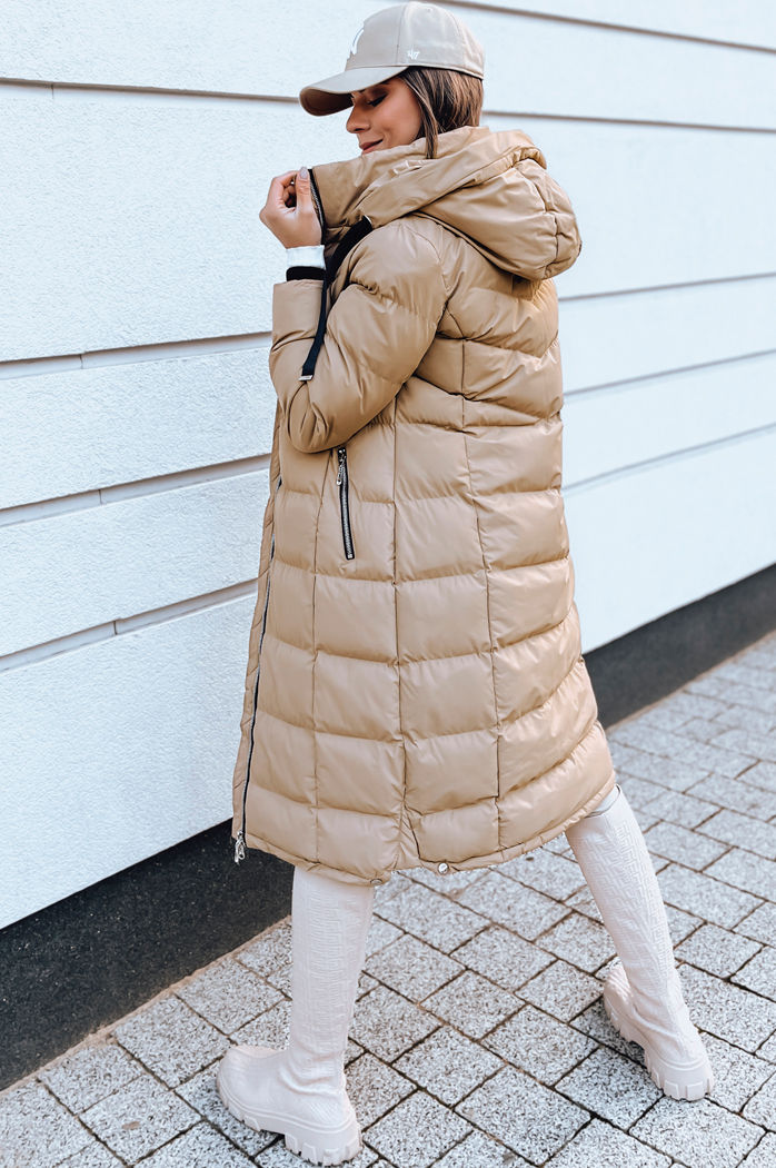 Kurtka zimowa damska pikowana z kapturem MENSI ciemnobeżowa Dstreet TY3970