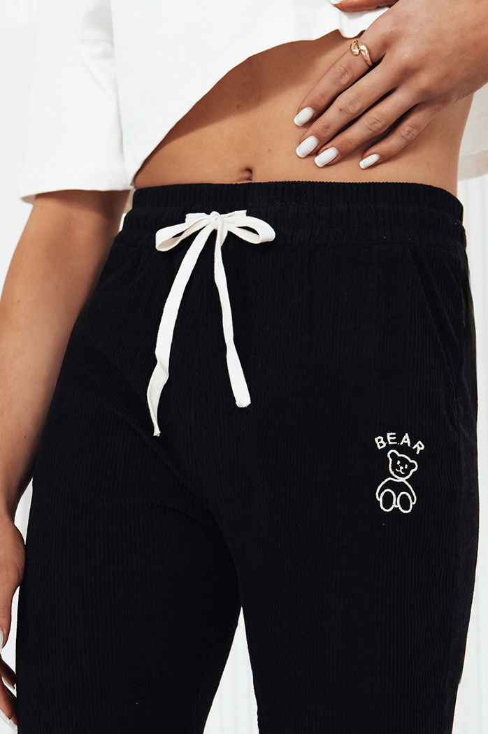 Spodnie damskie dresowe BEAR czarne Dstreet UY2070