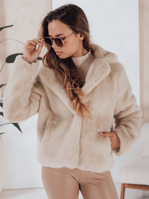 Płaszcz damski futerkowy GLAMFLUFFY krótki beżowy Dstreet TY4984