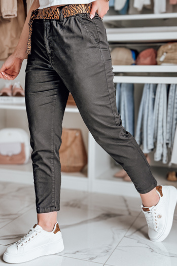 Spodnie damskie casualowe z paskiem MADELINA czarne Dstreet UY2629