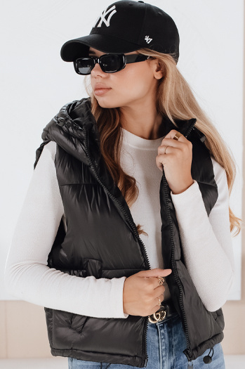 Pikowana kamizelka damska CEDAR czarna Dstreet TY3780