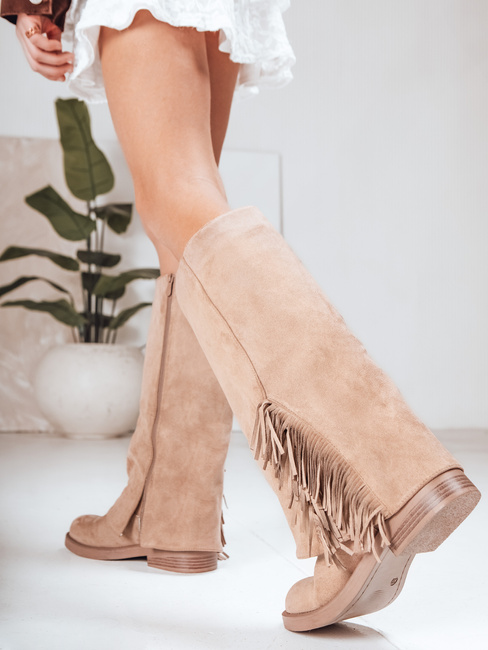 Kozaki damskie zamszowe z flędzlami beżowe Dstreet ZY1269