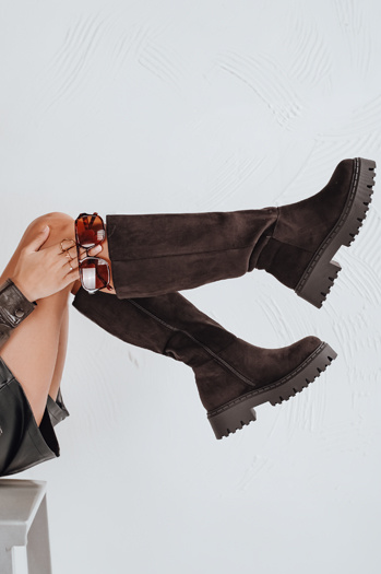 Kozaki damskie na platformie zamszowe brązowe Dstreet ZY1180