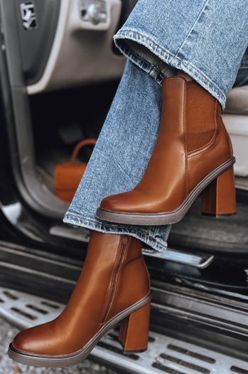 Botki damskie STYLOBOOT na grubym obcasie kamelowe Dstreet ZY0505