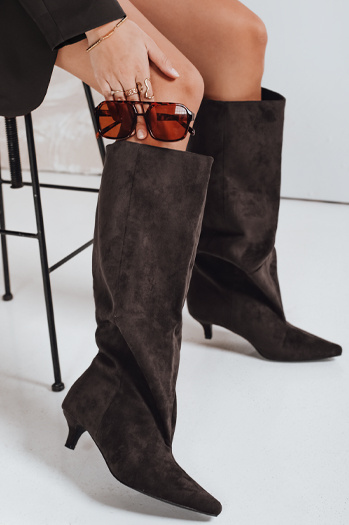 Kozaki damskie z szeroką cholewką zamszowe brązowe Dstreet ZY1188