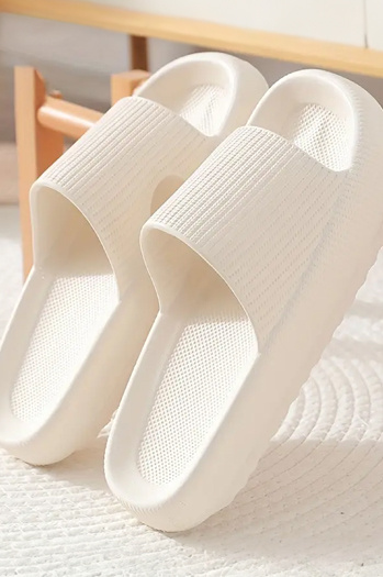 Klapki damskie MISSWALK białe Dstreet ZY0969