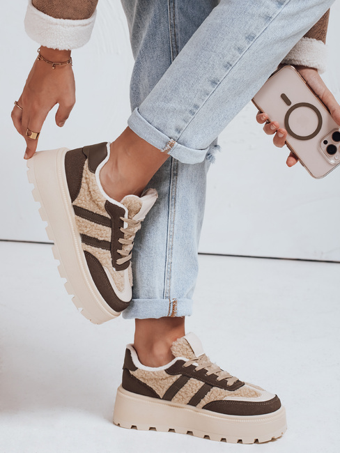 Sneakersy damskie z futerkiem na platformie brązowe Dstreet ZY1082