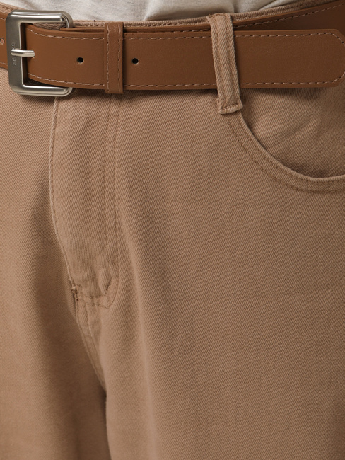 Jeansy damskie z paskiem mom fit beżowe Dstreet UY2880