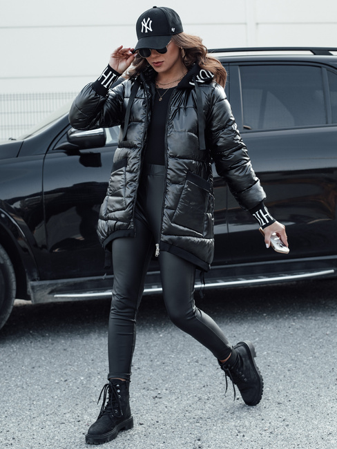 Kurtka przejściowa damska pikowana z kapturem FASHION CHIC czarna Dstreet TY4583