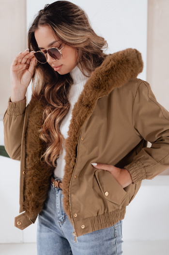 Kurtka damska zimowa VESSADA krótka z futerkiem jasnobrązowa Dstreet TY5061