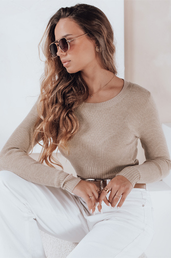 Damski sweter prążkowany NOLVIE beżowy Dstreet MY2496
