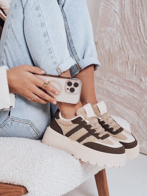 Sneakersy damskie z futerkiem na platformie brązowe Dstreet ZY1082