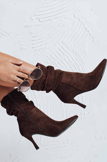 Botki na obcasie z marszczoną cholewką brązowe Dstreet ZY1040