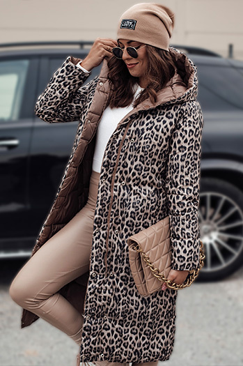 Kurtka damska VELVETTI długa pikowana z kapturem dwustronna kamelowa Dstreet TY4650