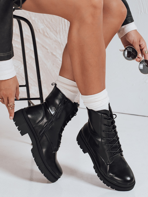 Botki damskie trapery STYLOBOSS czarne Dstreet ZY0521