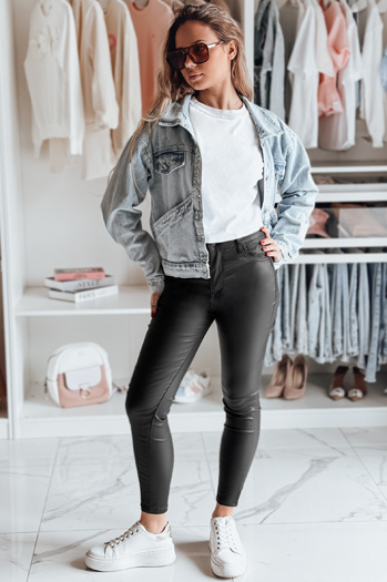 Spodnie damskie BLACKVIBE czarne Dstreet UY2253