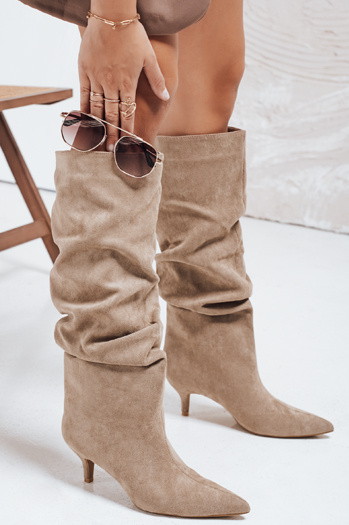 Kozaki damskie z marszczoną cholewką zamszowe beżowe Dstreet ZY1123